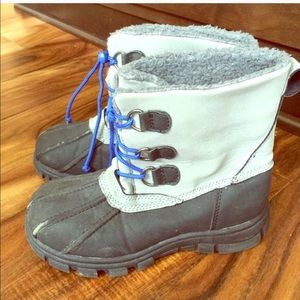 Kids snow boots